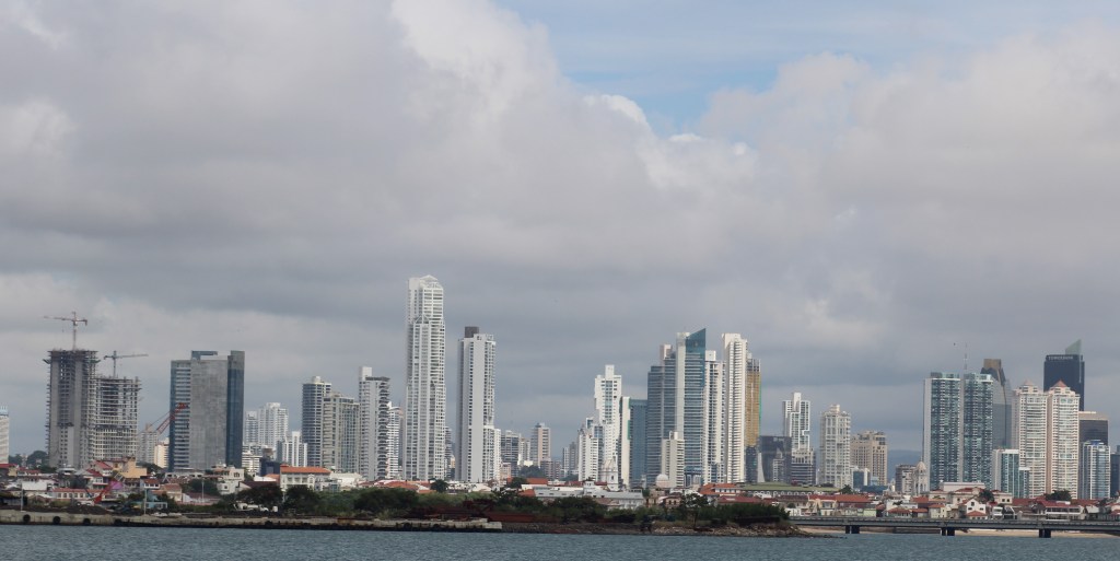 Empresarios advierten sobre impacto económico que generará una cuarentena total de once&nbsp;días