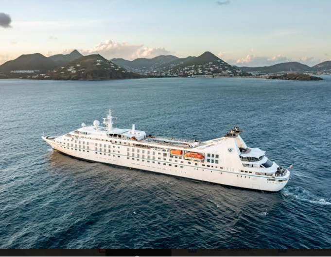 Panamá recibe su primer crucero con pasajeros de la temporada 2021-2022