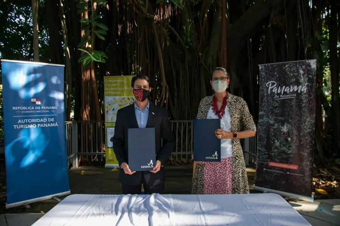 Autoridad de Turismo de Panamá y Audubon suscriben convenio que fortalece la&nbsp;Ruta Patrimonial&nbsp;“Aves en el Paraíso»