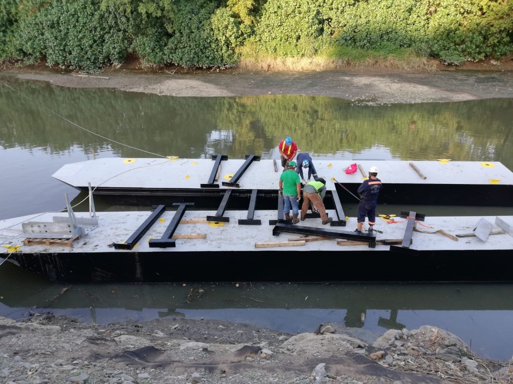 Instalan mecanismo que funcionará con Inteligencia Artificial para la recolección de desechos en el río Juan&nbsp;Díaz