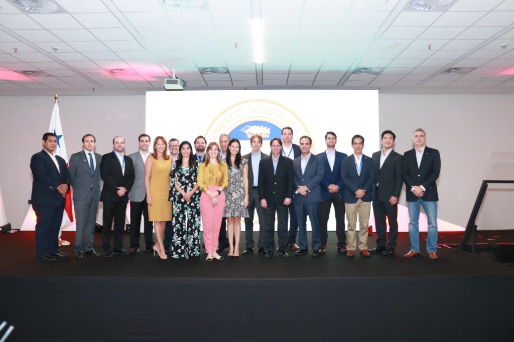 Marcela Galindo, es electa como la primera mujer presidenta de la  Cámara de&nbsp;Comercio