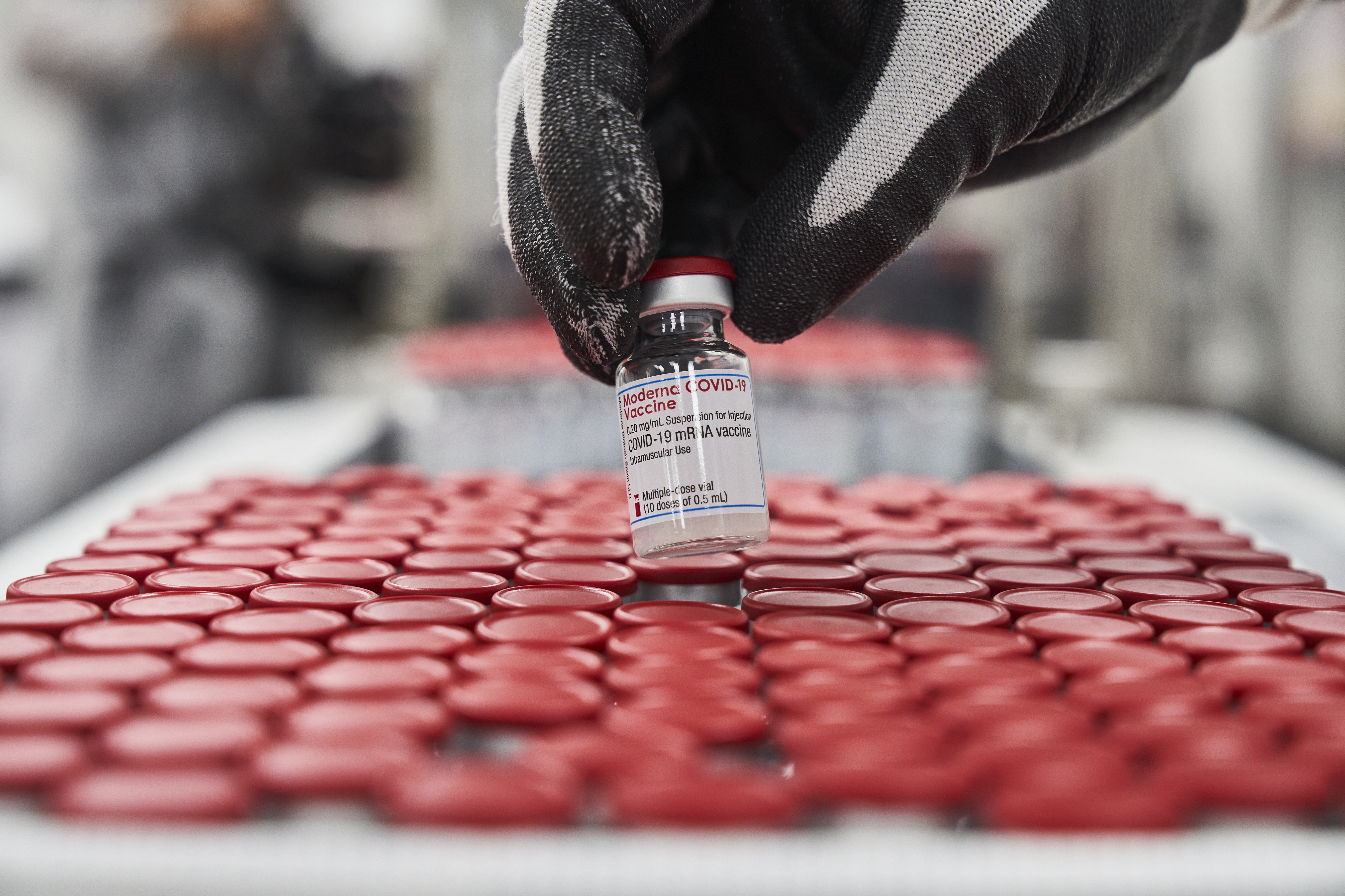 Moderna recibe autorización de la FDA para el uso de emergencia de la vacuna de refuerzo bivalente contra Covid-