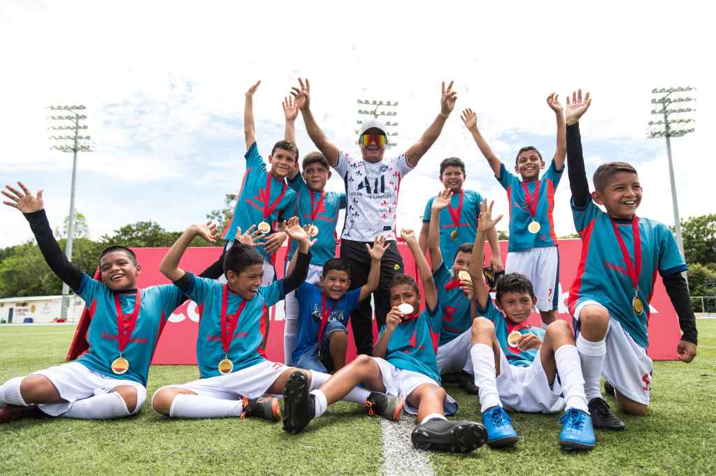 Más de 1.500 niños, niñas y adolescentes panameños se benefician con programas deportivos de&nbsp;Scotiabank